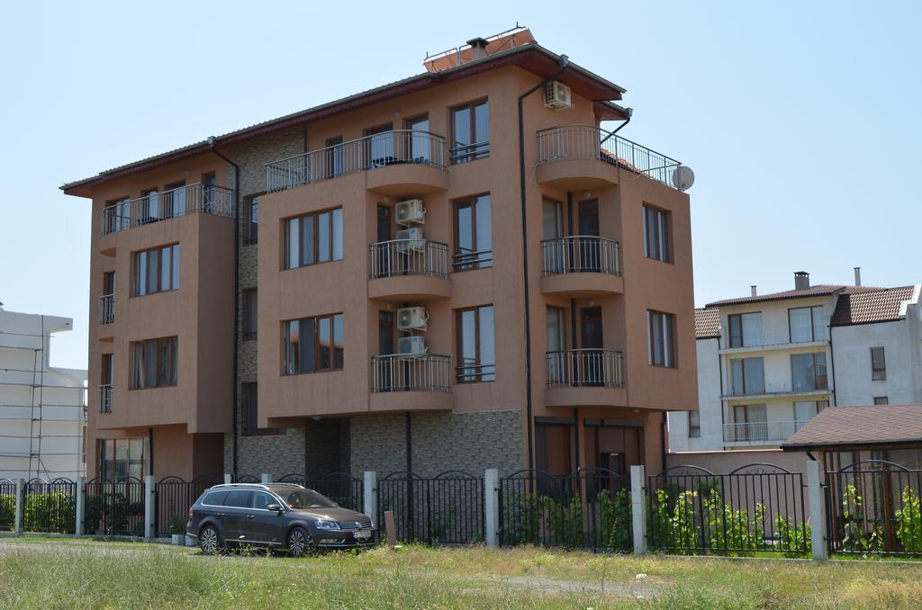 Guest House Georgievi Primorsko Bagian luar foto