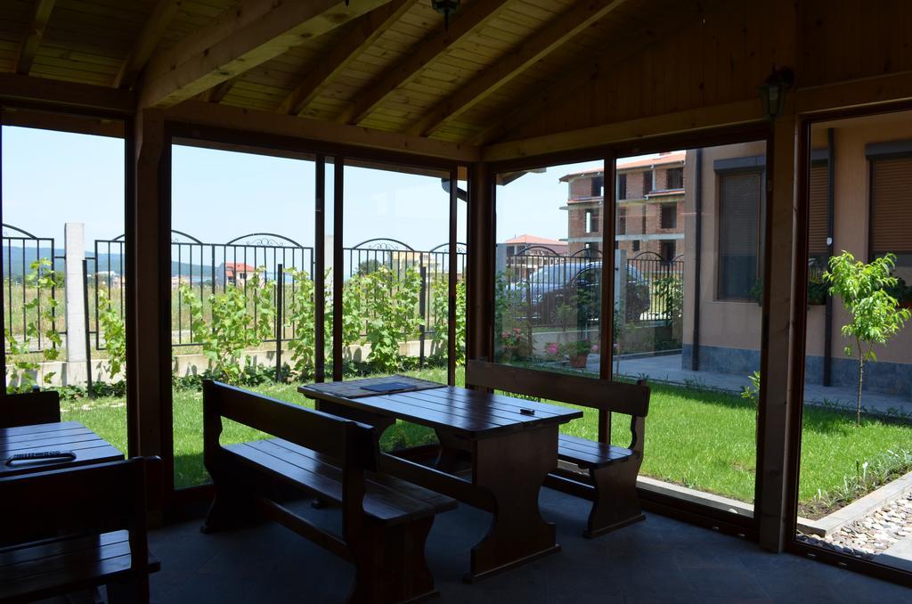 Guest House Georgievi Primorsko Bagian luar foto